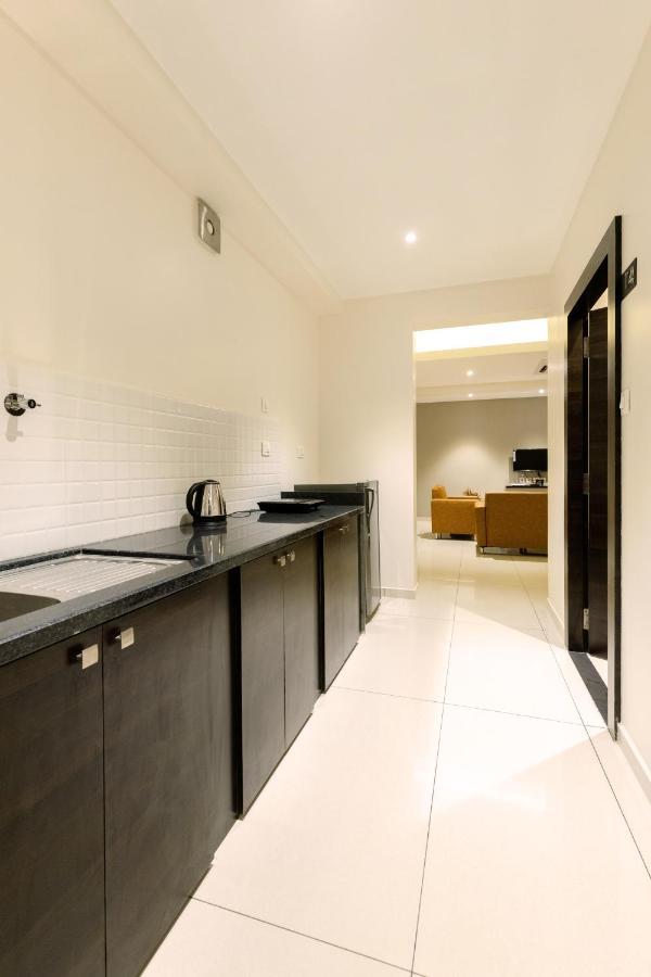 Hotel Paramount Suites & Service Apartments Mangaluru Zewnętrze zdjęcie