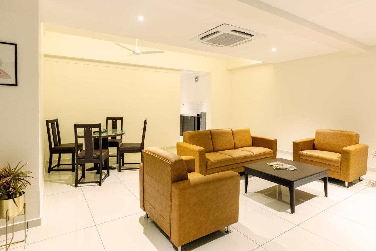 Hotel Paramount Suites & Service Apartments Mangaluru Zewnętrze zdjęcie