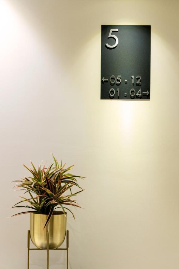 Hotel Paramount Suites & Service Apartments Mangaluru Zewnętrze zdjęcie