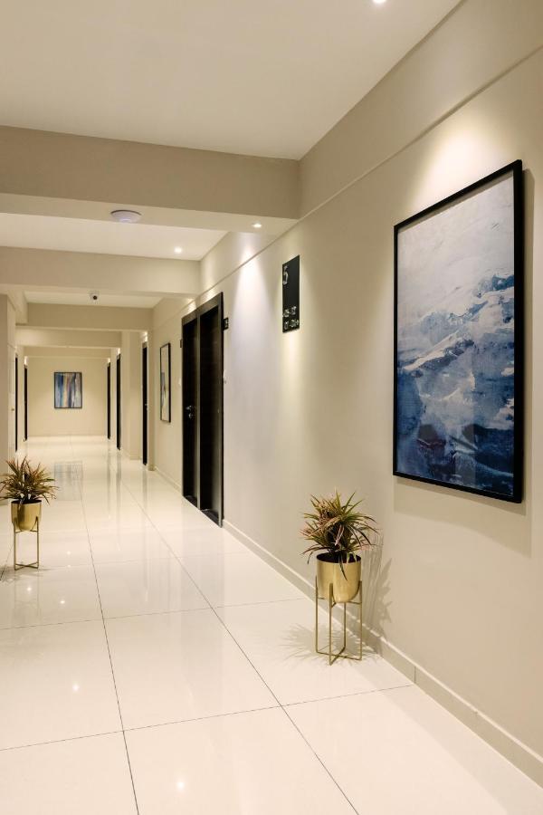 Hotel Paramount Suites & Service Apartments Mangaluru Zewnętrze zdjęcie